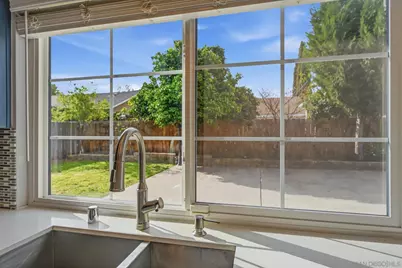  3039 Pecan Pl, Escondido, CA 92027 - Photo 9