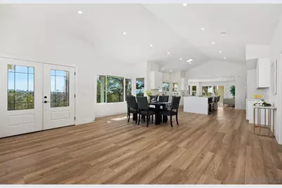  1112 Starview Dr, Vista, CA 92084 - Photo 7