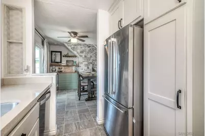  813 Sunningdale Dr, Oceanside, CA 92057 - Photo 19