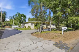 1521 Foothill Dr, Vista, CA 92084 - Photo 3