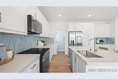  319 Honeysuckle, Oceanside, CA 92057 - Photo 3