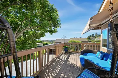  1989 Seawind Way, Oceanside, CA 92054 - Photo 11