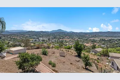  2155 Vista Valley Rim Pl, El Cajon, CA 92019 - Photo 13