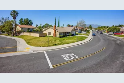  2304 N N Apple Ave, Rialto, CA 92377 - Photo 33
