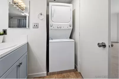  550 15th St #401, San Diego, CA 92101 - Photo 23