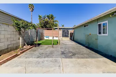 1328 Buena St, Oceanside, CA 92058 - Photo 13