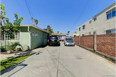  1328 Buena St, Oceanside, CA 92058 - Photo 17