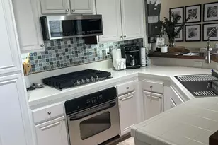 270 Benviana Dr, Chula Vista, CA 91914 - Photo 11