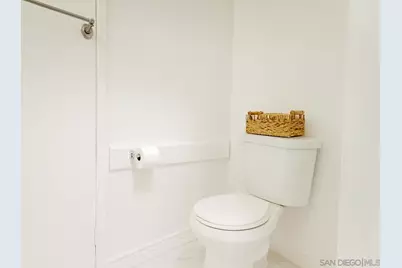  1817 E E Grand Ave #56, Escondido, CA 92027 - Photo 17