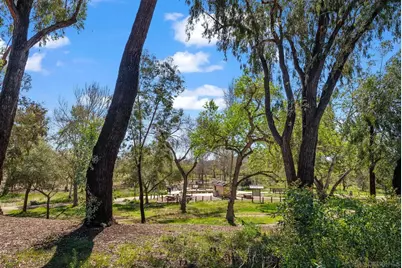  9401 Carlton Oaks Dr #E, Santee, CA 92071 - Photo 29