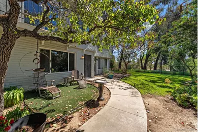  9401 Carlton Oaks Dr #E, Santee, CA 92071 - Photo 3