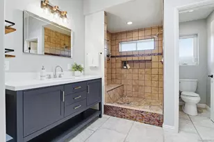 810 Anns Way, Vista, CA 92083 - Photo 15