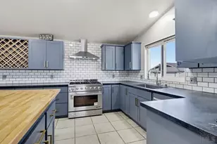 611 Via Santa Paulo, Vista, CA 92081 - Photo 9