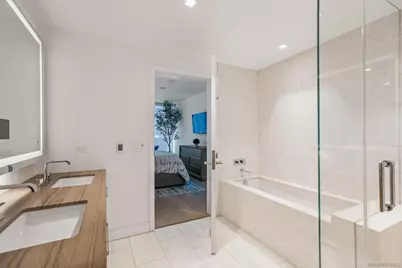  888 W E Street #2206, San Diego, CA 92101 - Photo 19