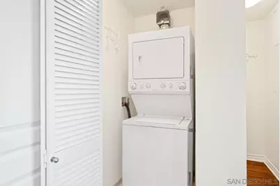  300 W Beech St #1305, San Diego, CA 92101 - Photo 27