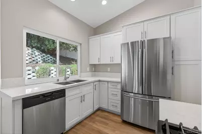  40595 Symeron Way, Murrieta, CA 92562 - Photo 7