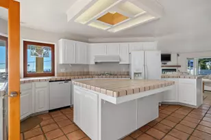 5111 Windsor Dr, Pacific Beach, CA 92109 - Photo 3