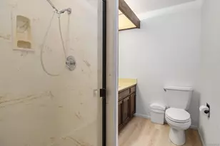 5111 Windsor Dr, Pacific Beach, CA 92109 - Photo 29