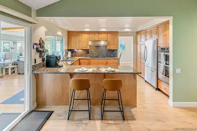  7945 Shadow Hill Dr, La Mesa, CA 91941 - Photo 13