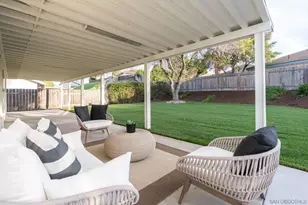 8011 Lake Adlon Dr, San Diego, CA 92119 - Photo 31