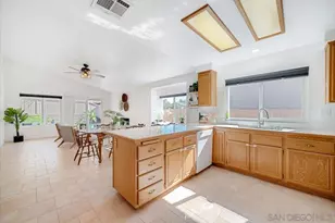 31950 Via Tafalla, Temecula, CA 92592 - Photo 9