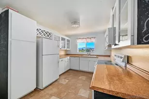 806 E 4th Ave, Escondido, CA 92025 - Photo 15