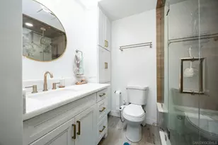 810 E Washington Ave, Escondido, CA 92025 - Photo 17