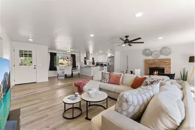  2025 W El Norte Pkwy, Escondido, CA 92026 - Photo 17