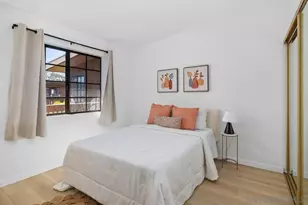 8860 Villa La Jolla, La Jolla, CA 92037 - Photo 33