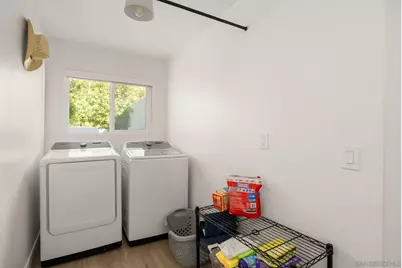  2927 Levante St, Carlsbad, CA 92009 - Photo 11