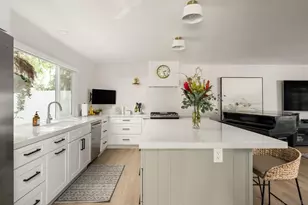 2927 Levante St, Carlsbad, CA 92009 - Photo 3