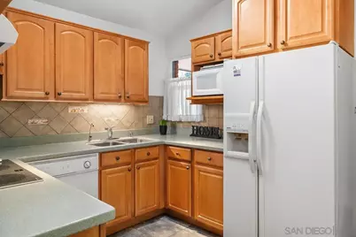  7607 Seton Hall St, La Mesa, CA 91942 - Photo 5