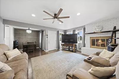  655 Robert Ave, Chula Vista, CA 91910 - Photo 7