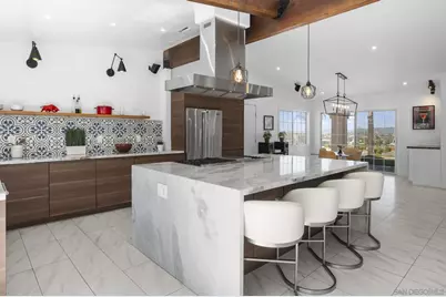  13966 Avenida Del Charro, El Cajon, CA 92021 - Photo 17