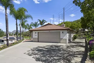 13966 Avenida Del Charro, El Cajon, CA 92021 - Photo 3
