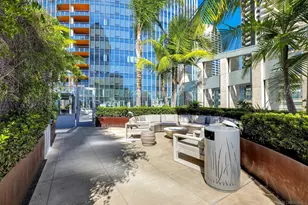 888 W E St, San Diego, CA 92101 - Photo 35