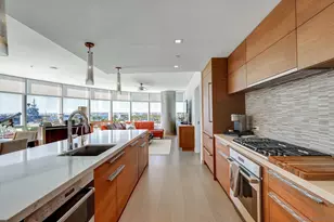 888 W E St, San Diego, CA 92101 - Photo 7