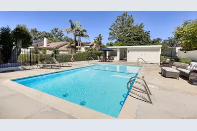  8358 Caminito Helecho, La Jolla, CA 92037 - Photo 5