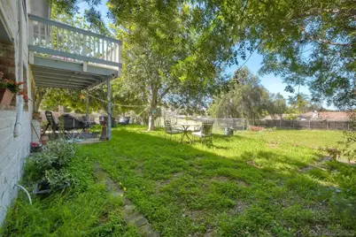  820 Birch Avenue, Escondido, CA 92027 - Photo 11