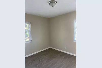  215-21 20th St, San Diego, CA 92102 - Photo 9