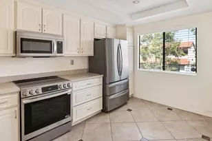 2506 Navarra Dr, Carlsbad, CA 92009 - Photo 13