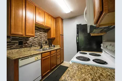  1240 N Broadway Unit 30, Escondido, CA 92026 - Photo 7