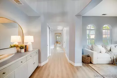  3272 Avenida La Cima, Carlsbad, CA 92009 - Photo 5