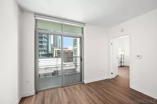 425 W Beech St, San Diego, CA 92101 - Photo 3