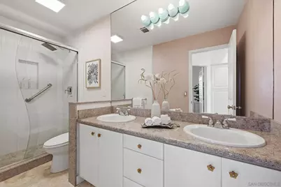  917 Anatra Ct, Carlsbad, CA 92011 - Photo 29