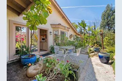  352 Calle Bonita, Escondido, CA 92029 - Photo 17