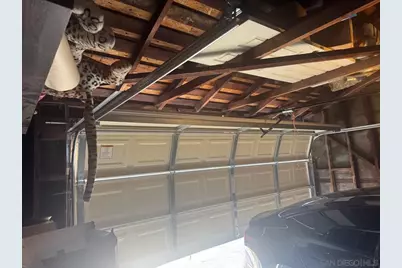  800 W 99th Street, Los Angeles, CA 90044 - Photo 23