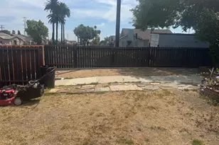 800 W 99th St, Los Angeles, CA 90044 - Photo 5