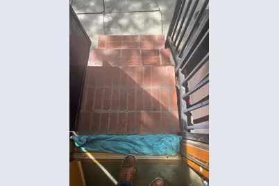  800 W 99th Street, Los Angeles, CA 90044 - Photo 19