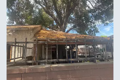  800 W 99th Street, Los Angeles, CA 90044 - Photo 27